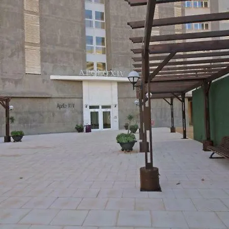 Apartment Sleeps 5 Pool Air Con T792159