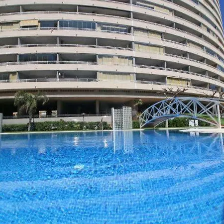 Apartment Sleeps 5 Pool Air Con T792159