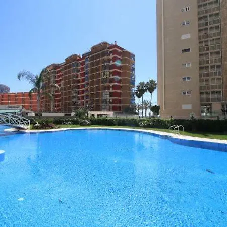 Apartment Sleeps 5 Pool Air Con T792159 Calpe