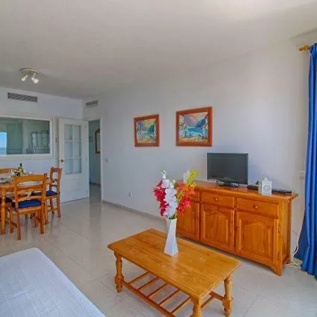 Sleeps 5 Pool Air Con T792159 Apartment *