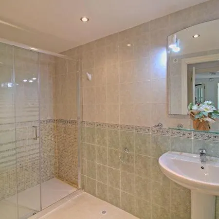 Sleeps 5 Pool Air Con T792159 Apartment Calpe